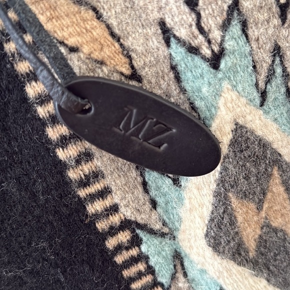 MZ Fair Trade Textiles Artisan Made
100% Wool Hand Crafted Tote Bag - Picture 7 of 15